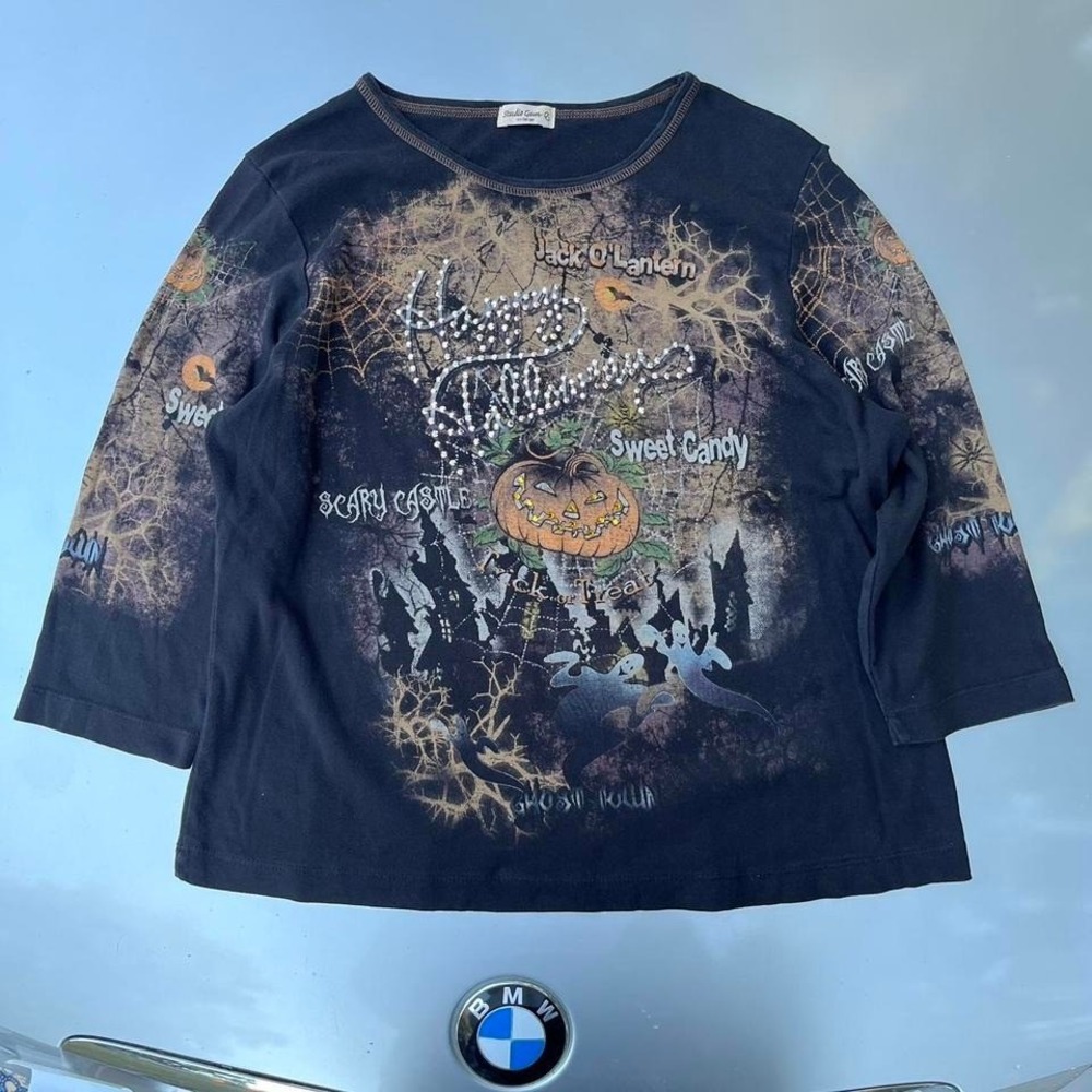 Halloween all over print graphic long sleeve shirt